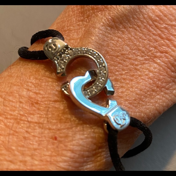 Cuffs of Luv bracelet - Picture 5 of 5